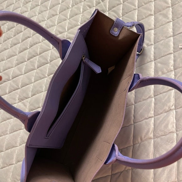 Danielle Nicole Tote - Picture 2 of 6